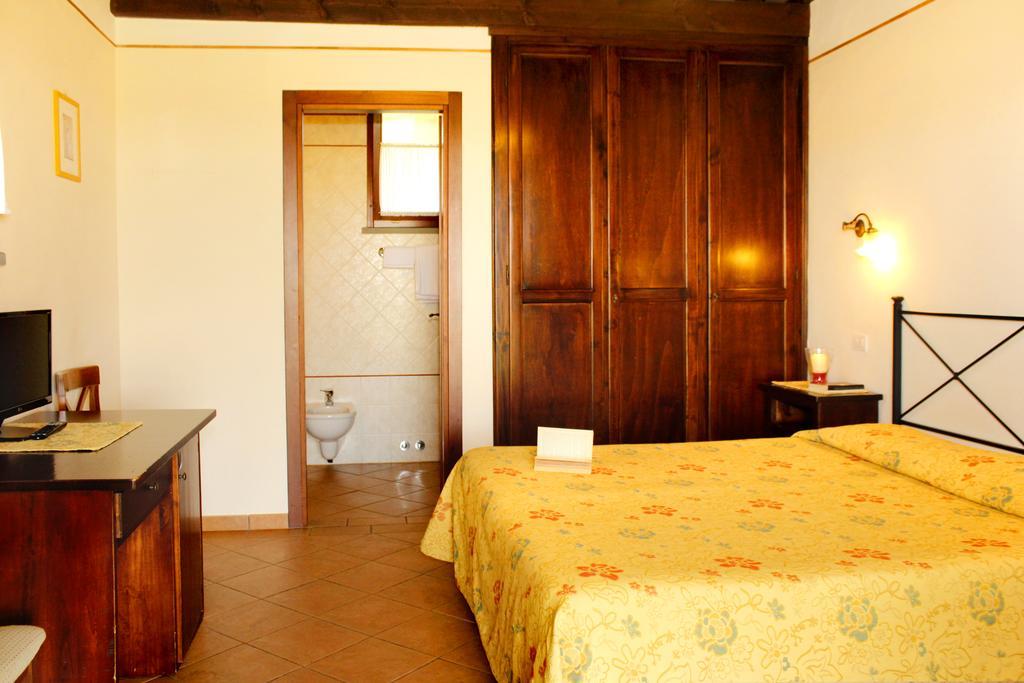 Agriturismo Giuncola & Granaiolo Rispescia Buitenkant foto