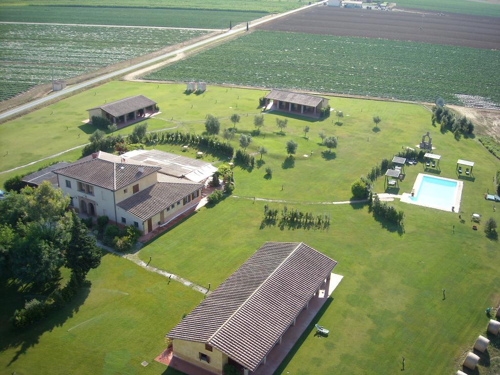 Agriturismo Giuncola & Granaiolo Rispescia Buitenkant foto